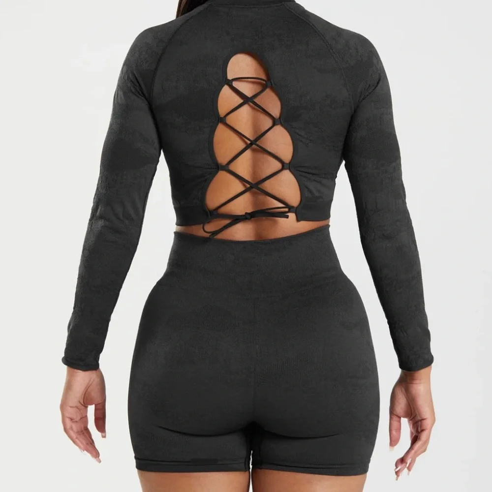 Gymshark Workout Top - Picture 2 of 2